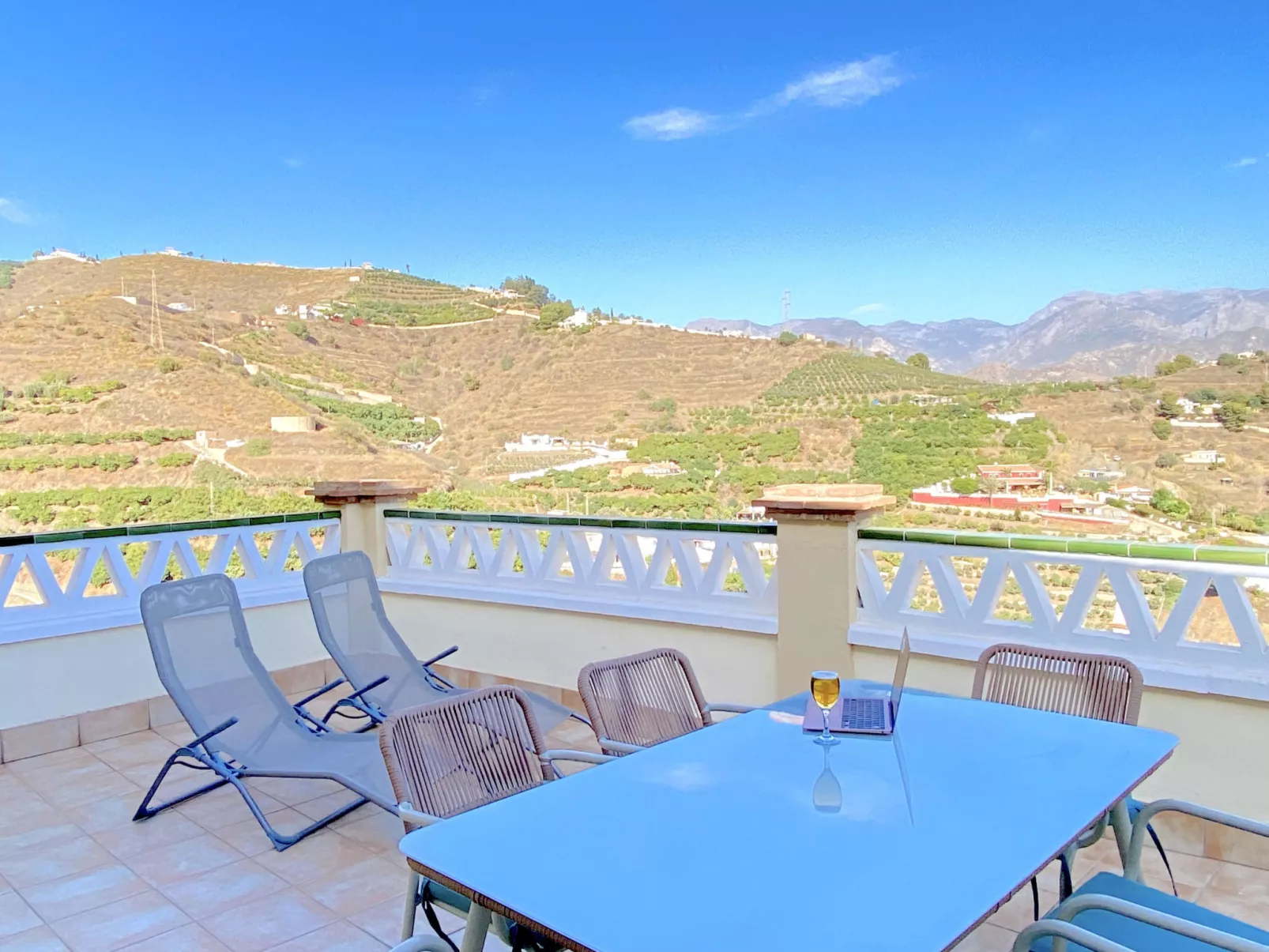 Tamango Hill Alcazaba A 1B by Casasol - Buiten