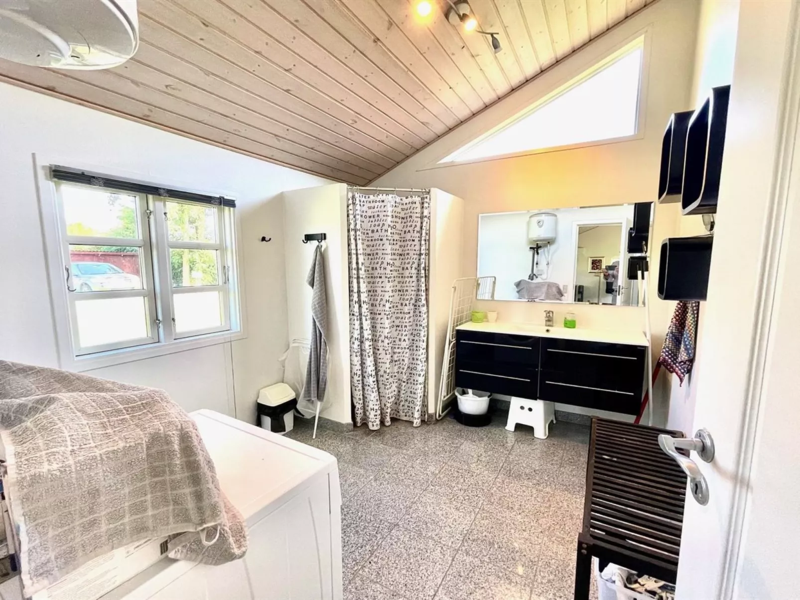 "Annelouise" - 180m to the fjord - Binnen