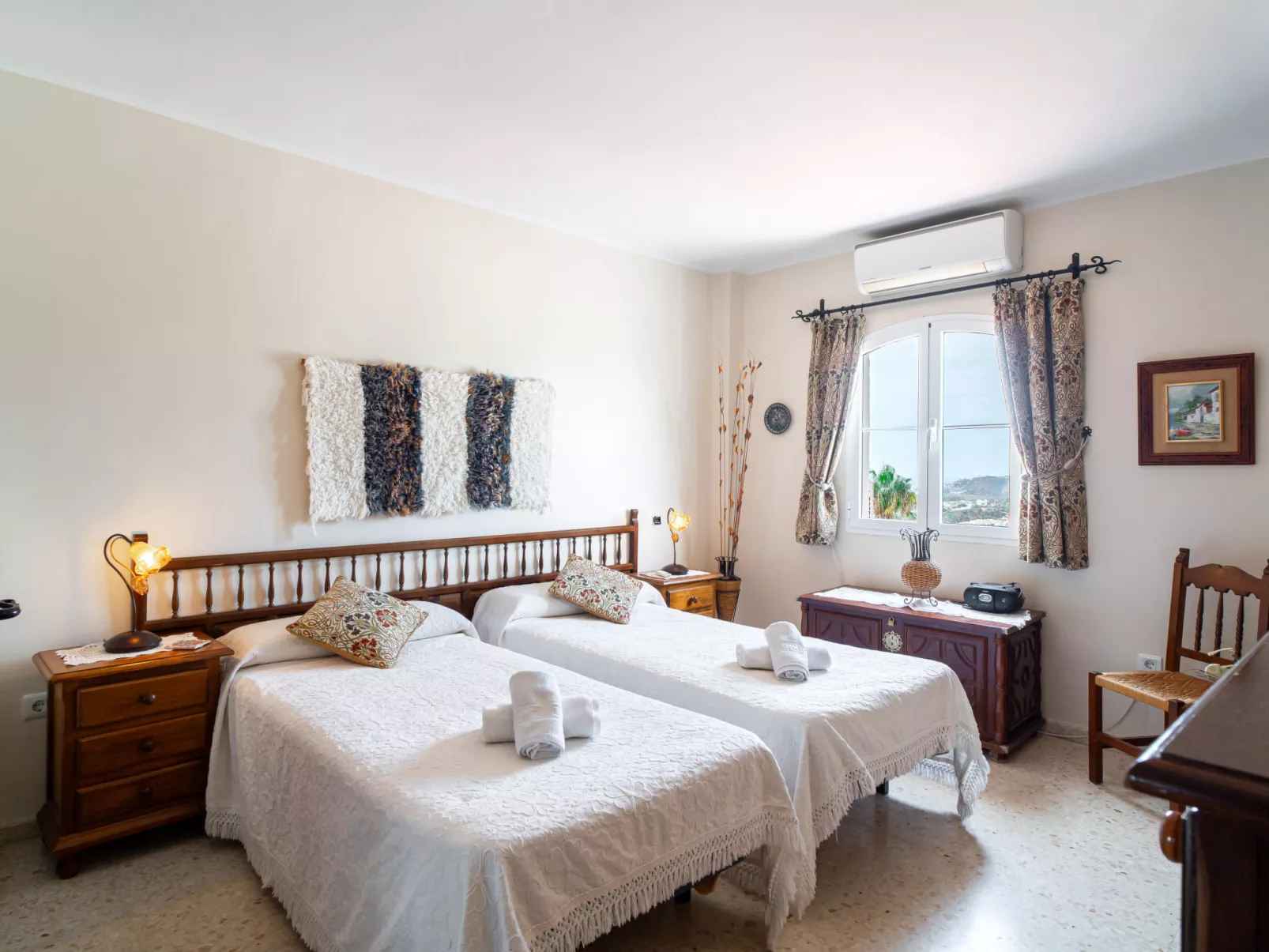 San Juan de Capistrano 74 by Casasol - Binnen