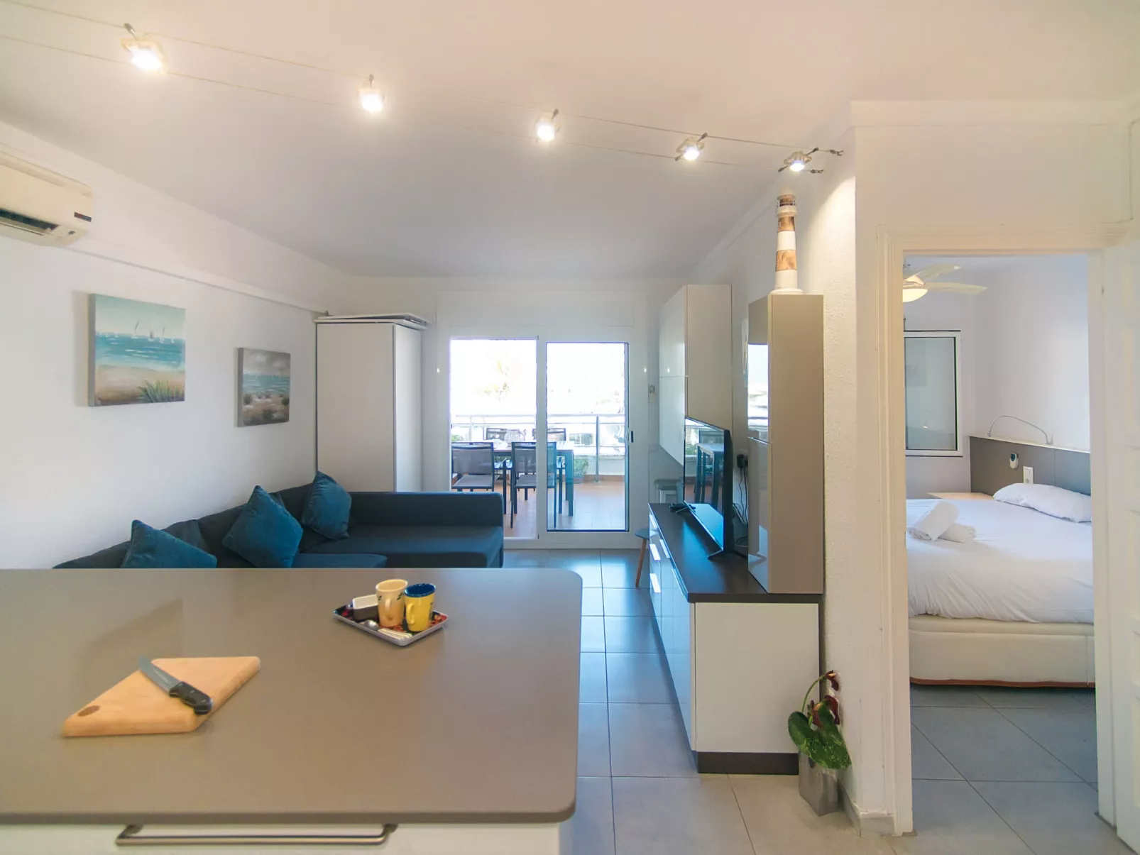 WELCS APARTAMENTO 059 EMP con vista al canal - Binnen