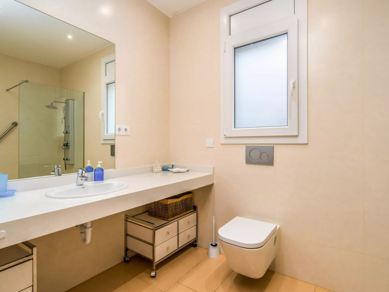 La Vida Sin Limites I EMP - Binnen