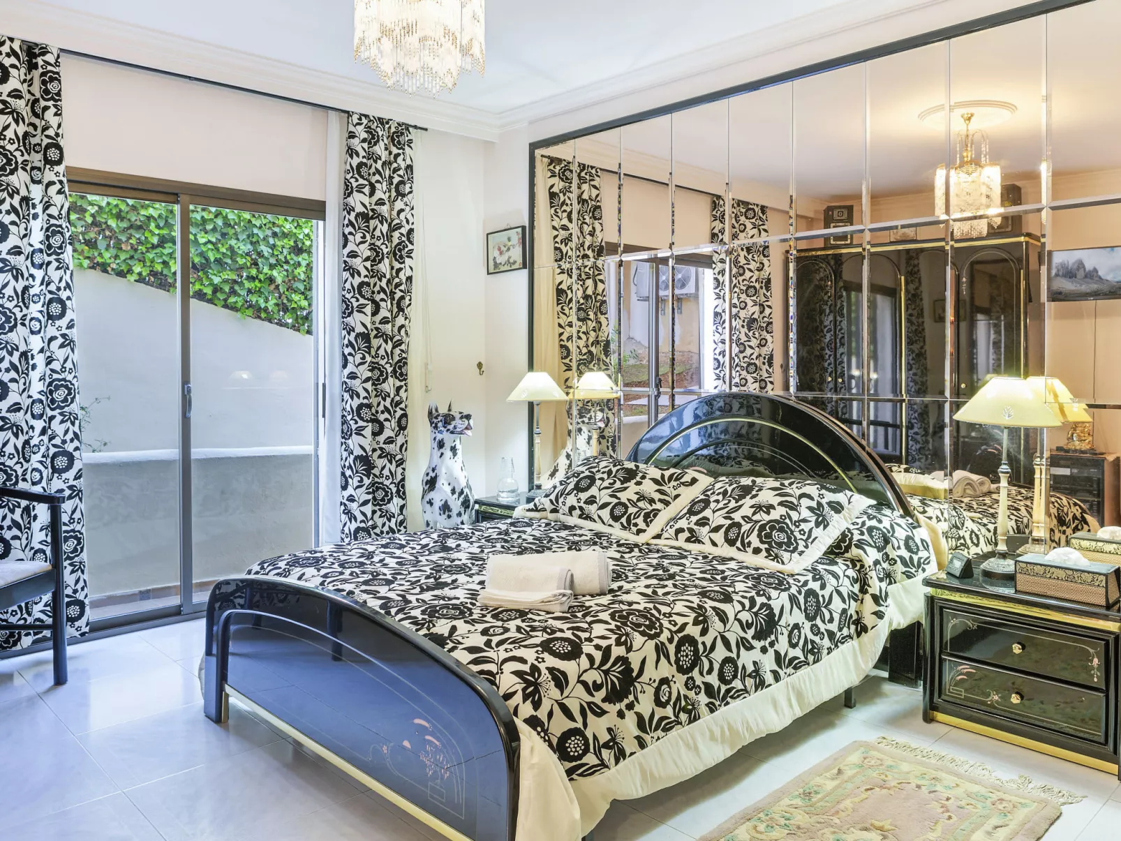 VILLA MARIA PORTALS NOUS by Priority - Binnen