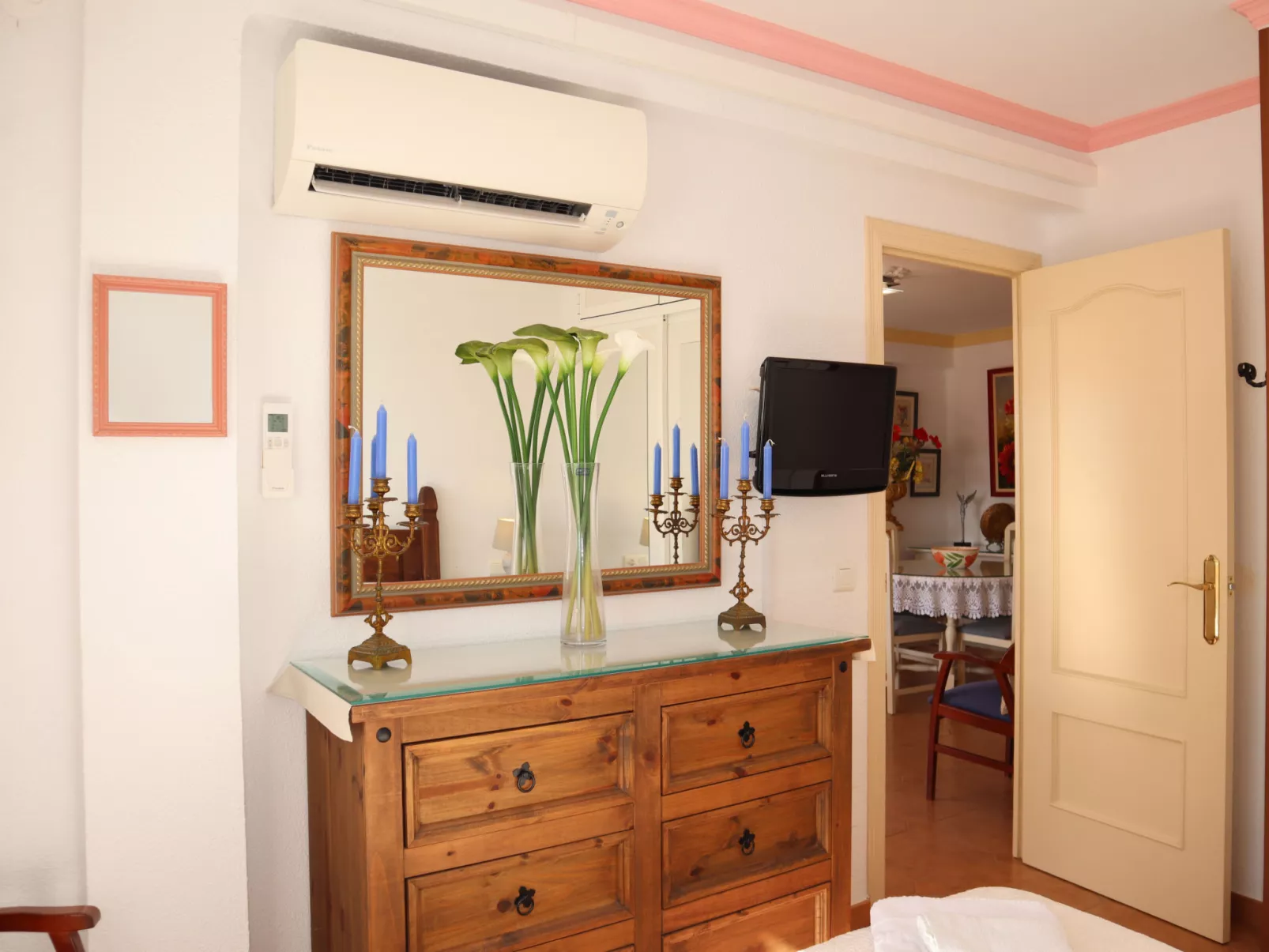 Coronado 129 Apartment by Casasol - Binnen