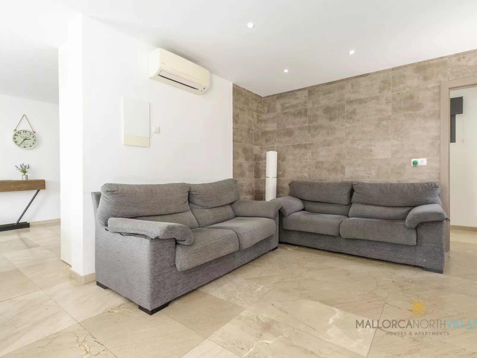 Villa Iola: Moderna Casa en Platja de Muro - Binnen