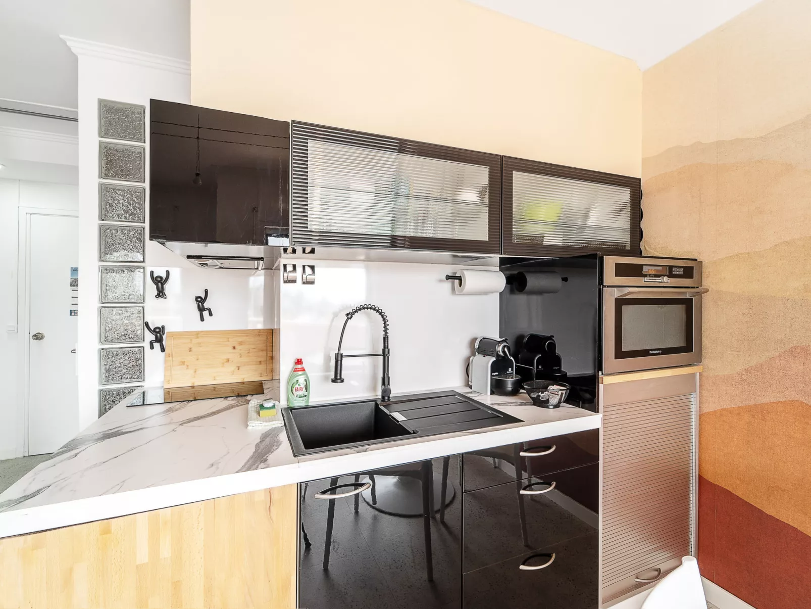 WELCS APARTAMENTO 158 EMP con vistas al canal - Binnen