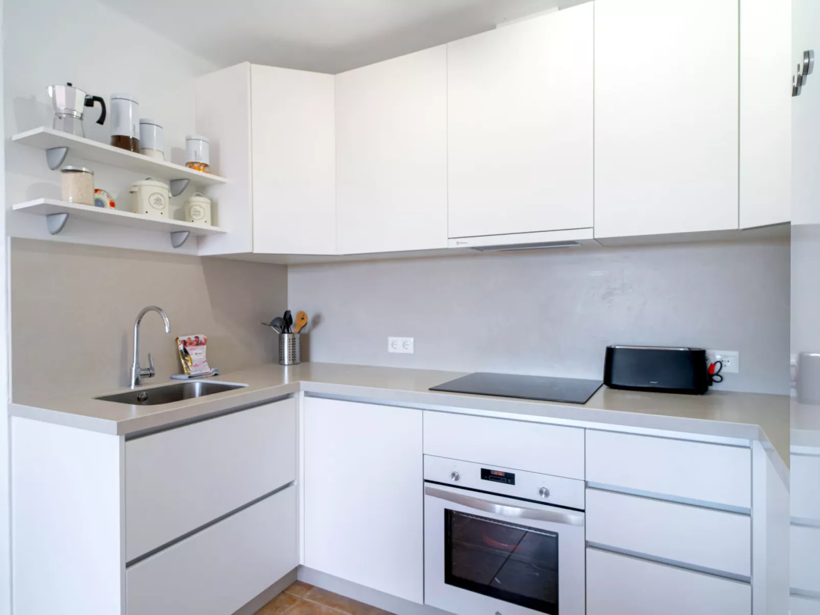 Hibiscos 72 Deluxe by Casasol - Binnen