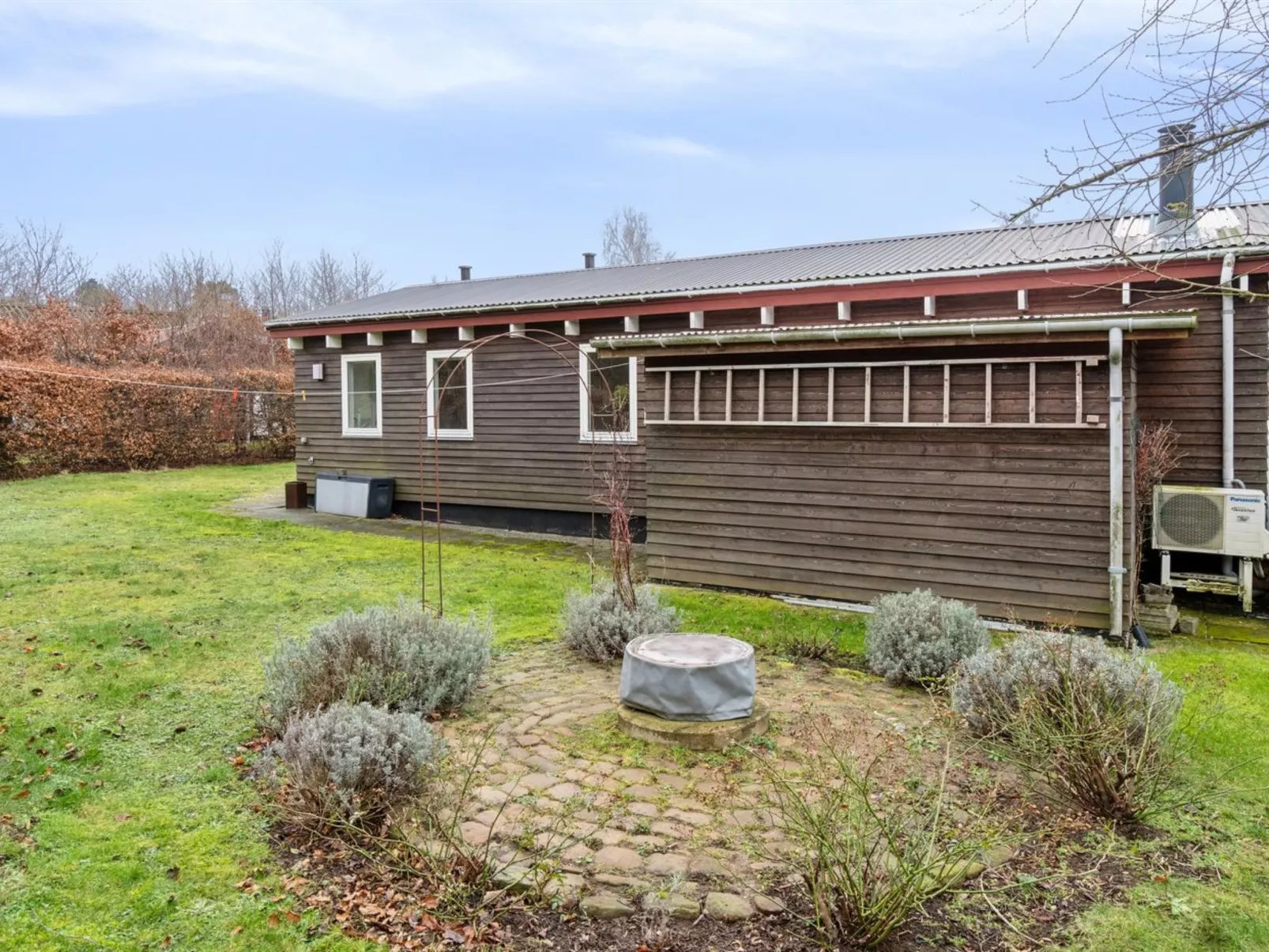 "Selinda" - 250m from the sea - Buiten