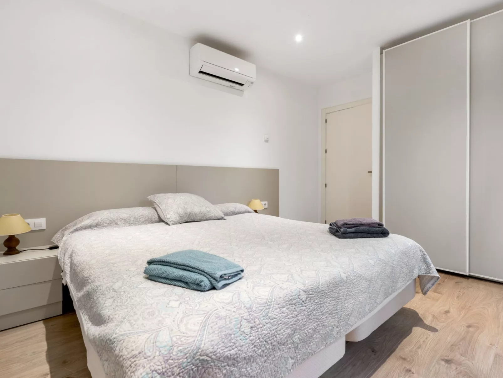 La Vida Sin Limites B EMP - Binnen