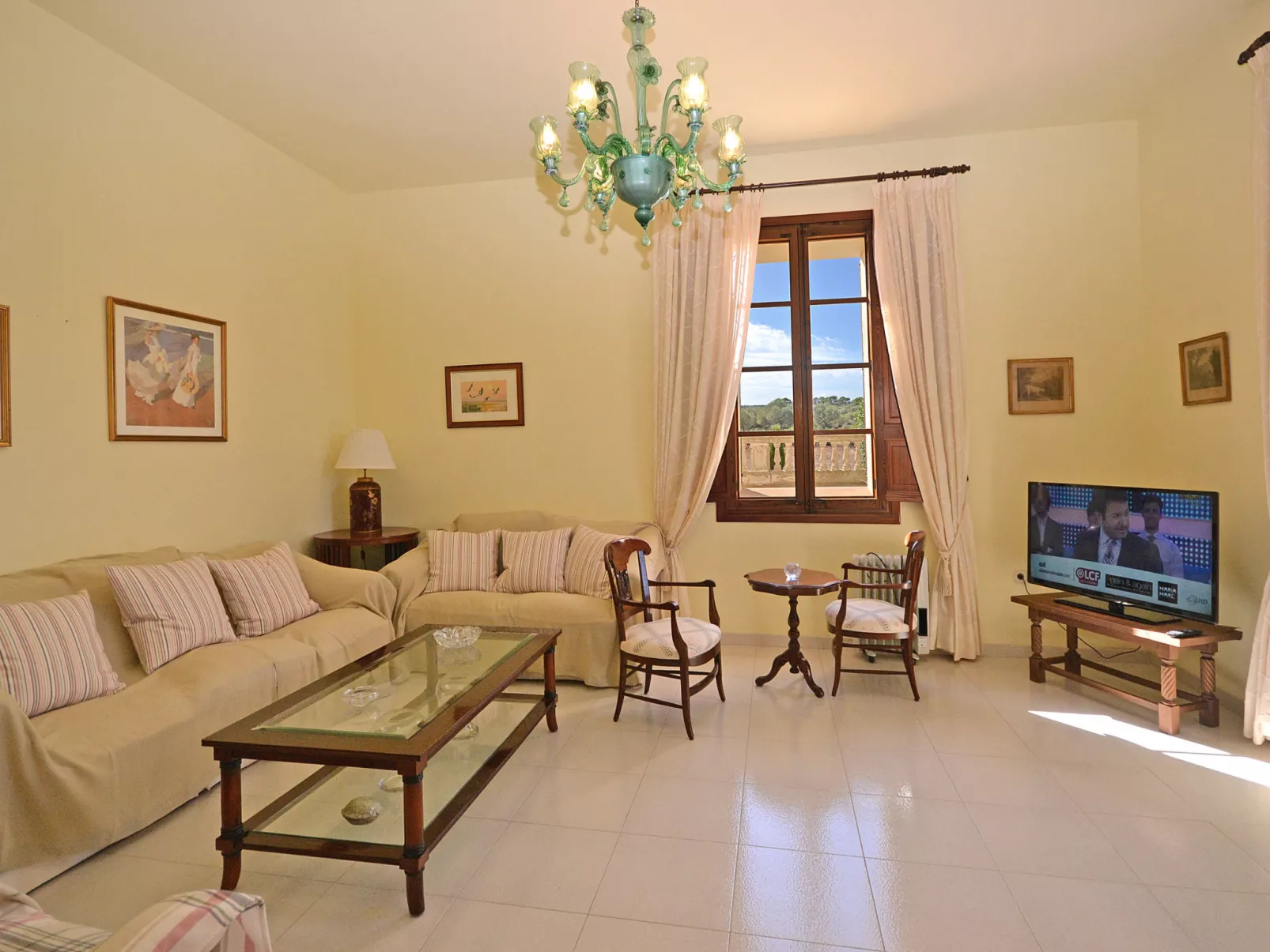 Son Granada - Binnen