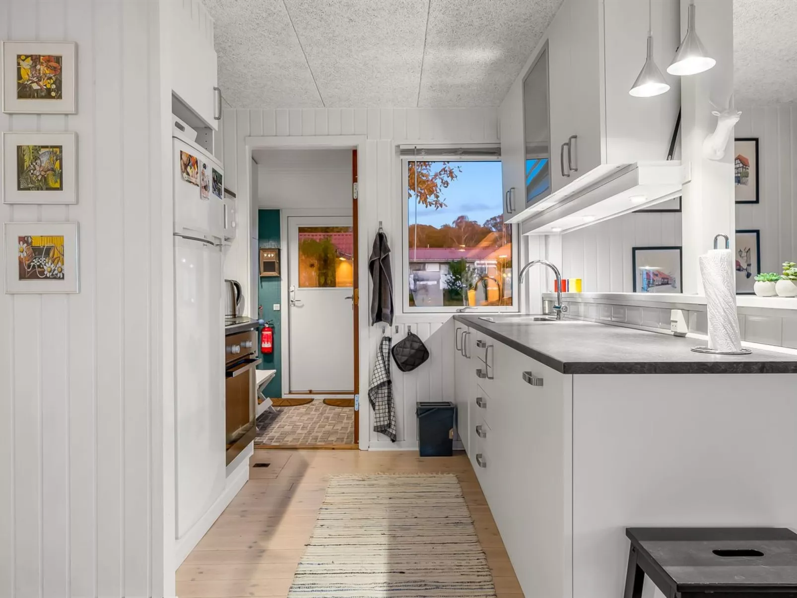 "Niels" - 1.3km from the sea - Binnen