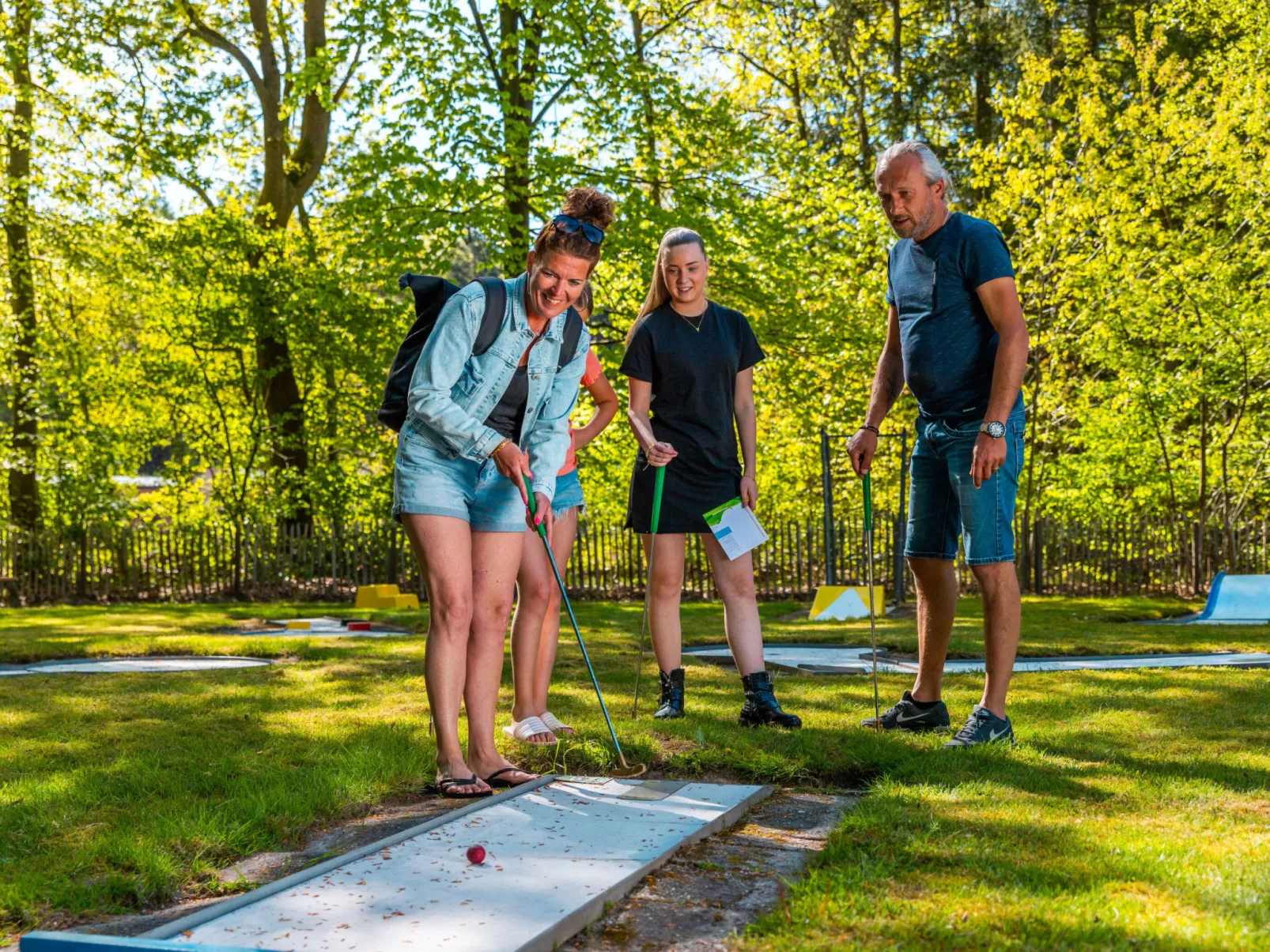Vakantiepark De Wiltzangh - Veenborg Lodge - Buiten
