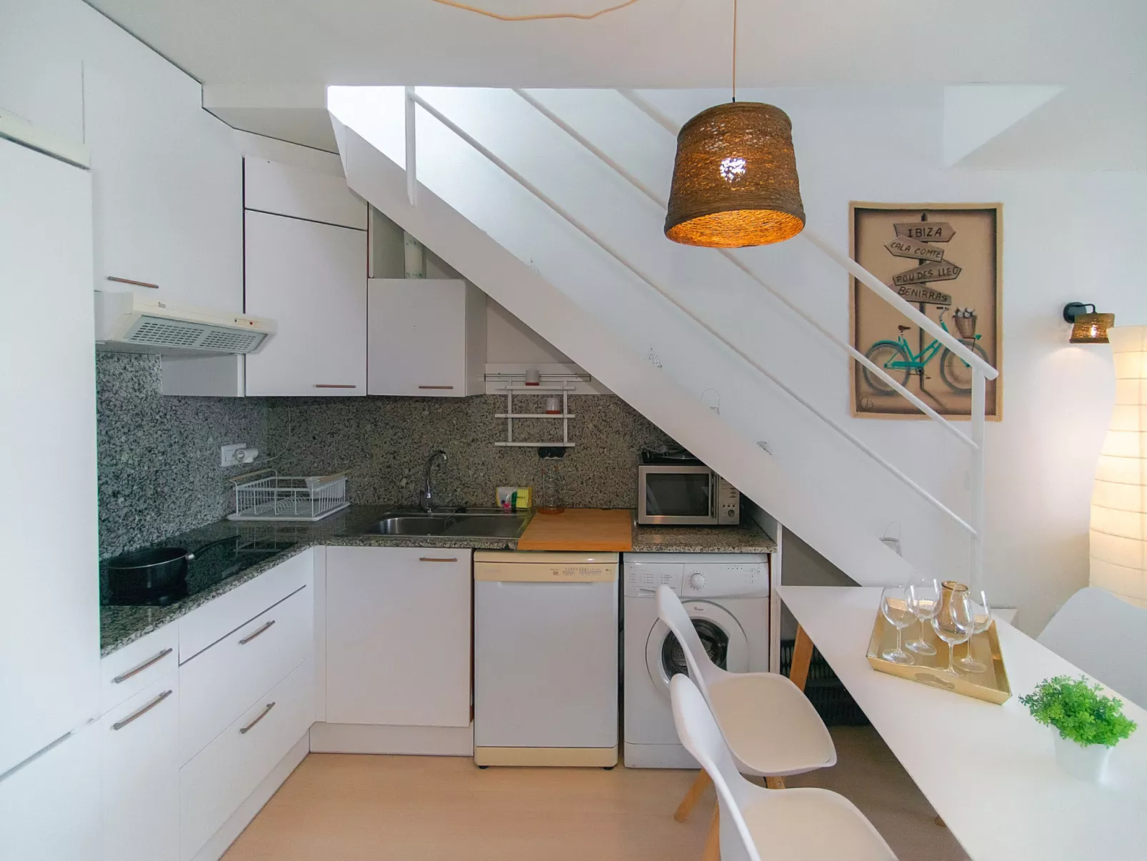WELCS APARTAMENTO 254 EMP con vista al canal - Binnen