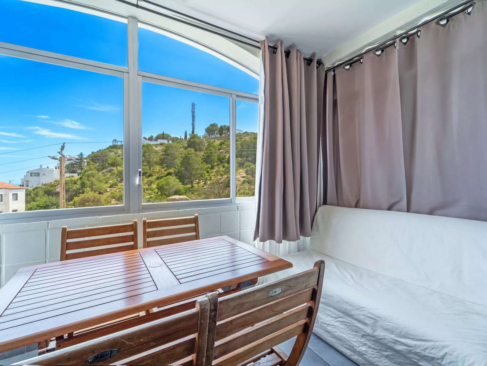 WELCS ESTUDIO 171 EMP con piscina comunitaria - Binnen