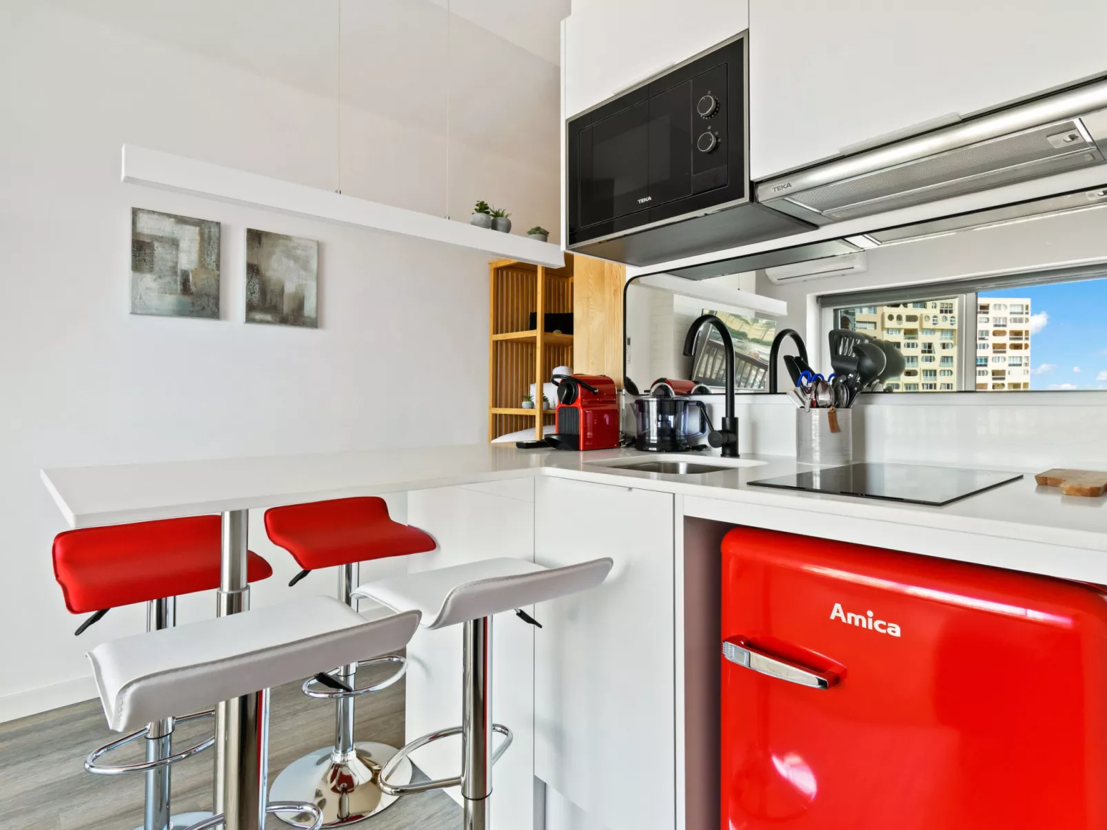 WELCS ESTUDIO 070 EMP frente al Mar - Binnen