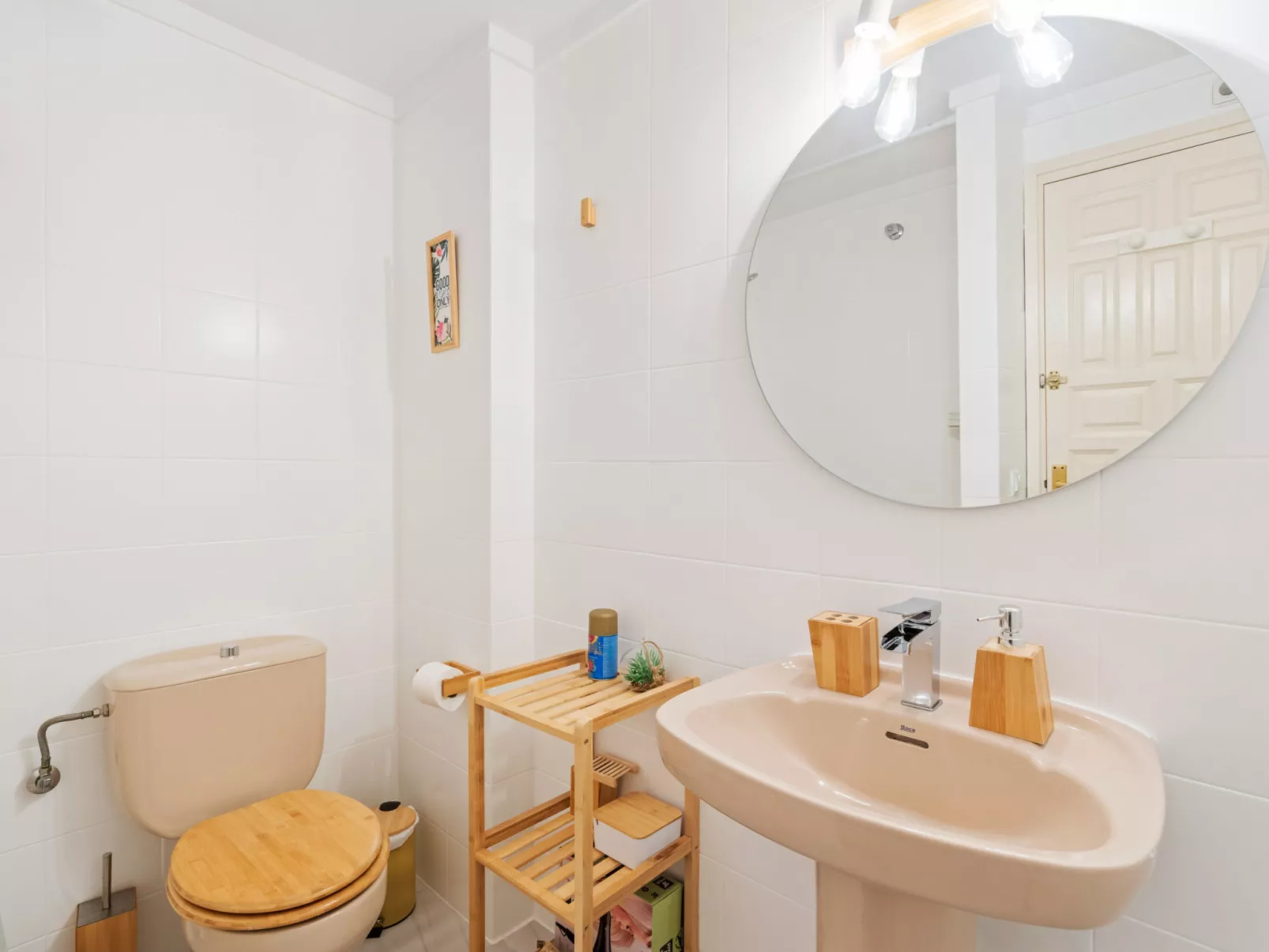 WELCS APARTAMENTO 055 EMP con terraza y vistas - Binnen