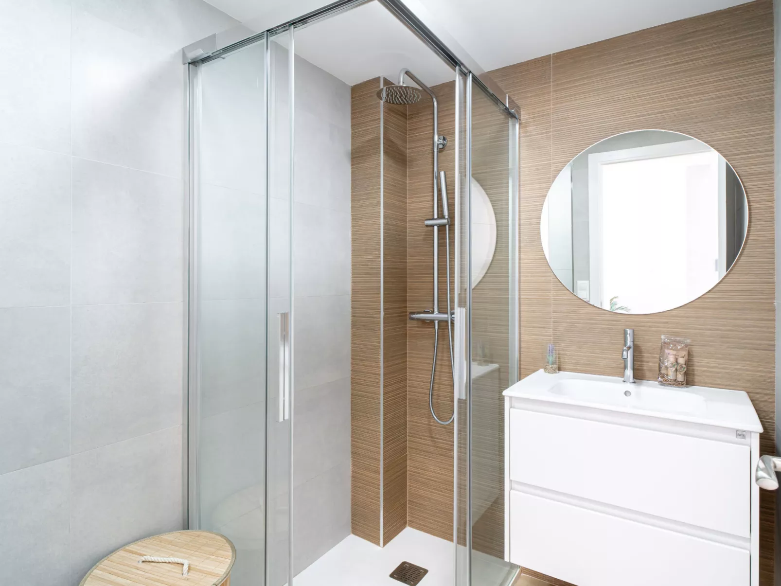 Coronado 25 Deluxe by Casasol - Binnen