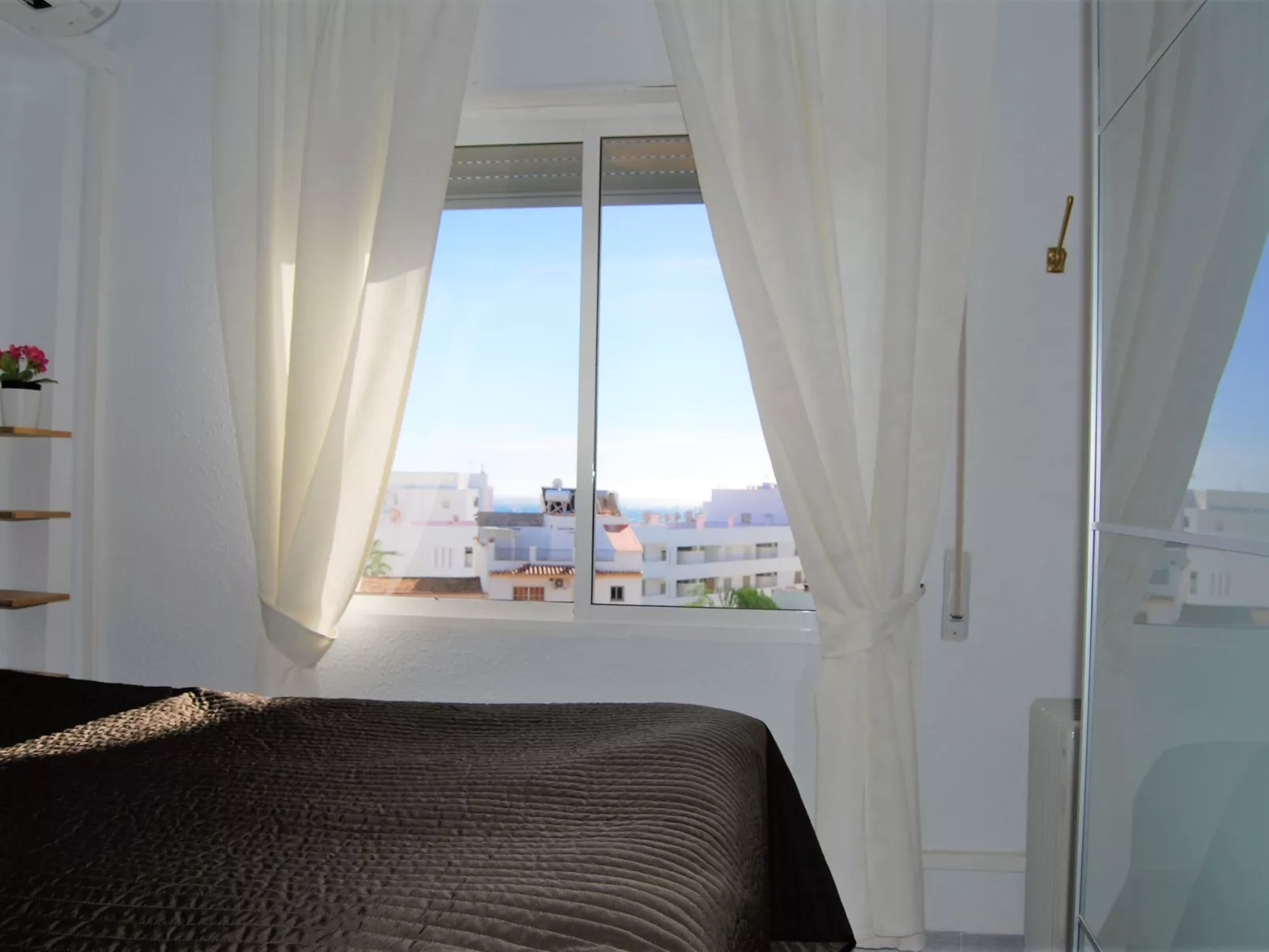 Coronado 124 Apartment by Casasol - Binnen