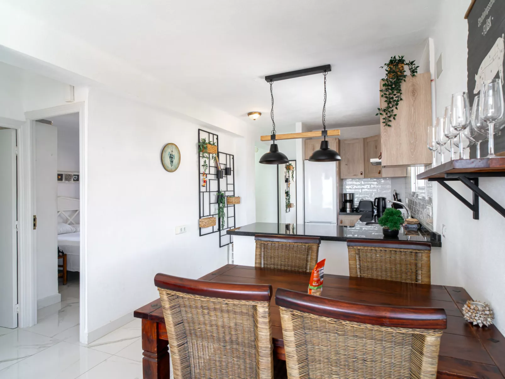 Miami 44 Seaview  by Casasol - Binnen