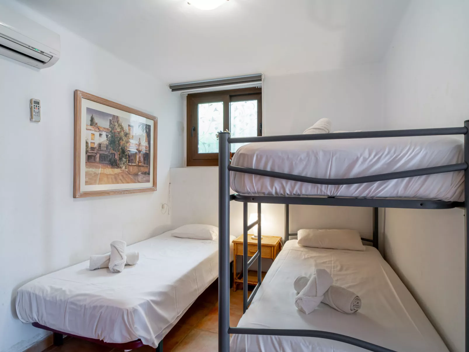 Capistrano Playa 404 by Casasol - Binnen