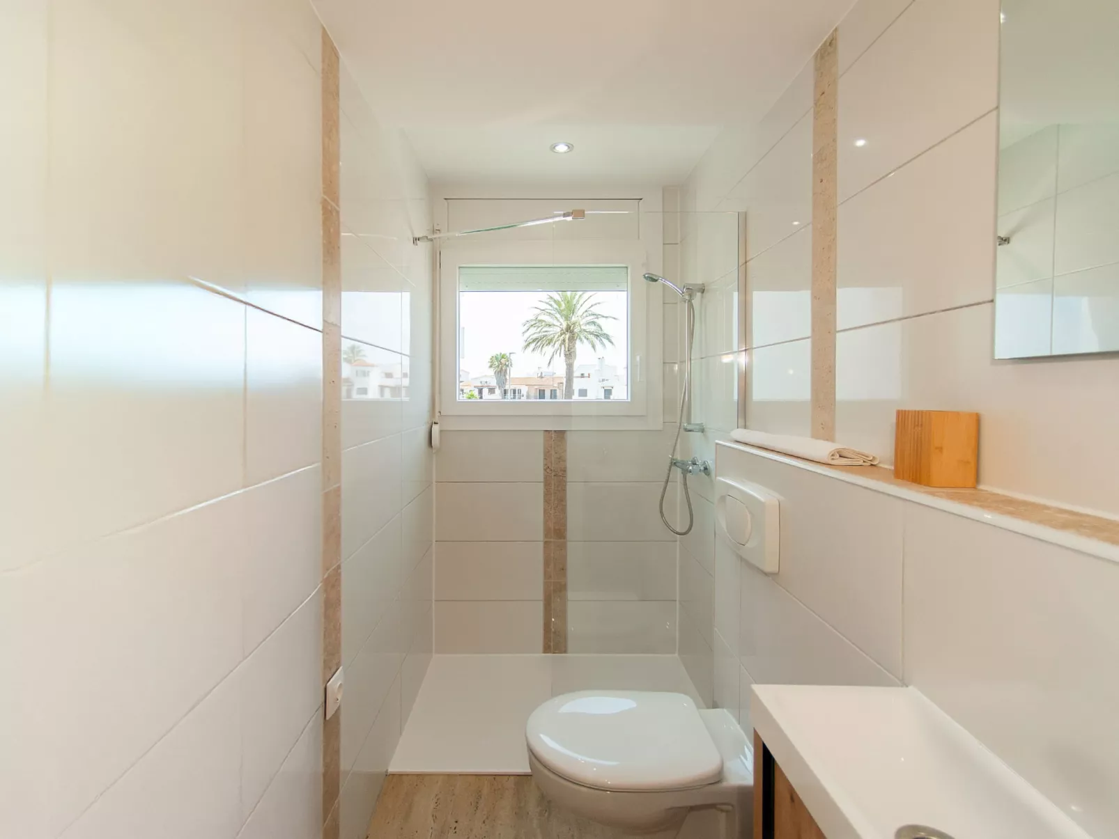 WELCS APARTAMENTO 263 EMP con vistas al canal - Binnen