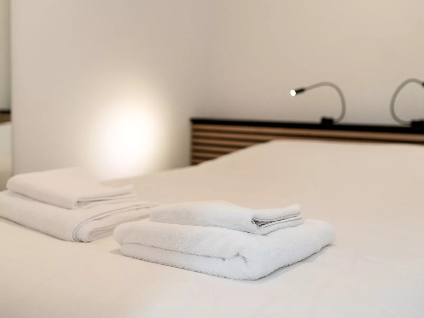 WELCS APARTAMENTO 158 EMP con vistas al canal - Binnen