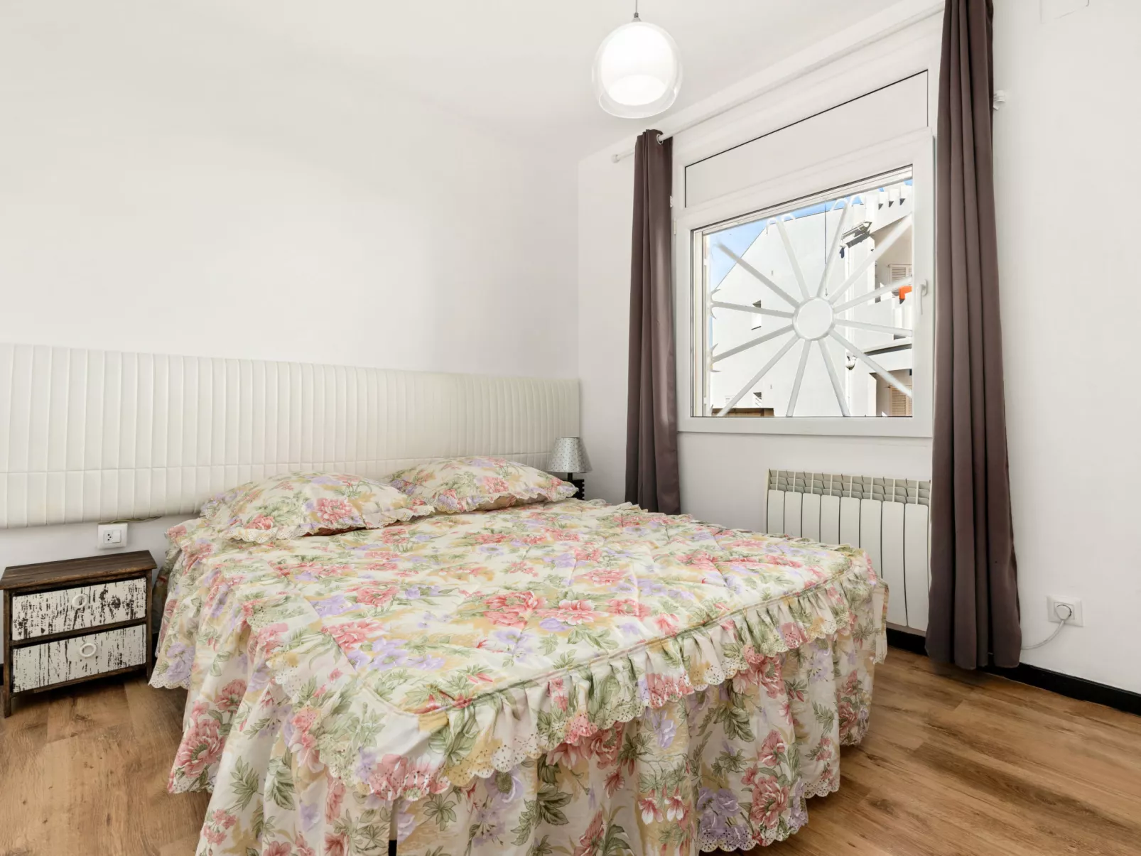 WELCS APARTAMENTO 218 EMP frente al Mar - Binnen