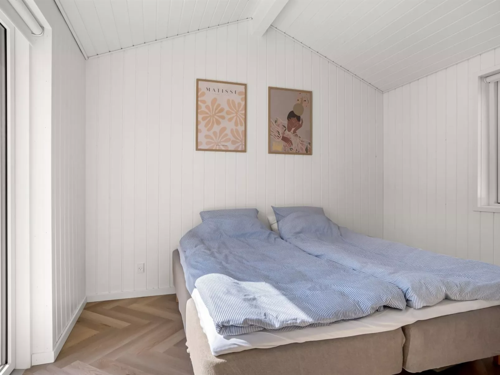 "Steinunn" - 600m from the sea - Binnen