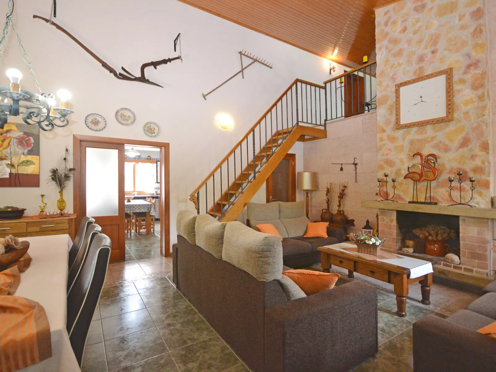 Ca na rossa - Binnen