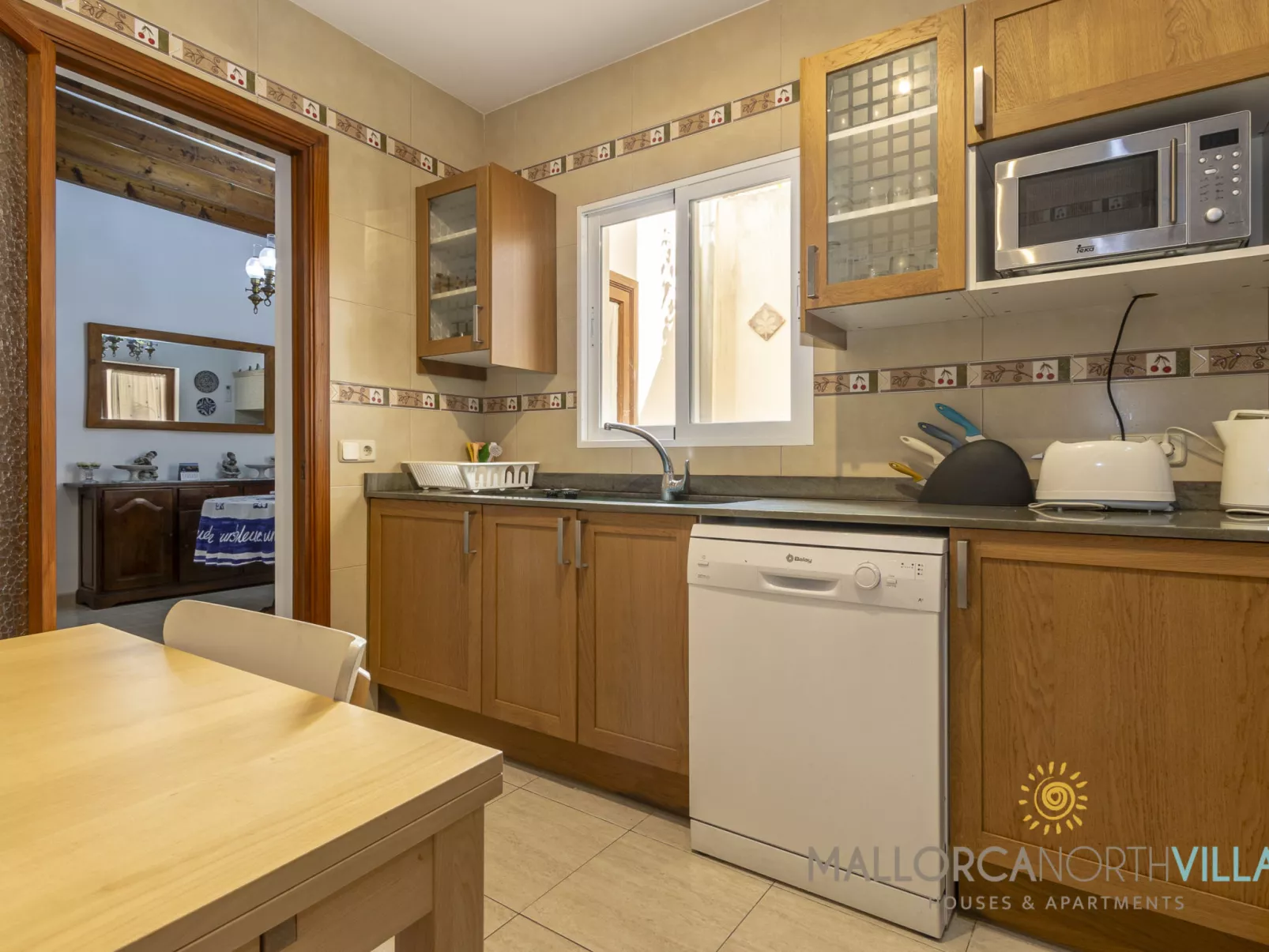 Casa Guillermo: Bonita Casa de Pueblo en Pollensa - Binnen