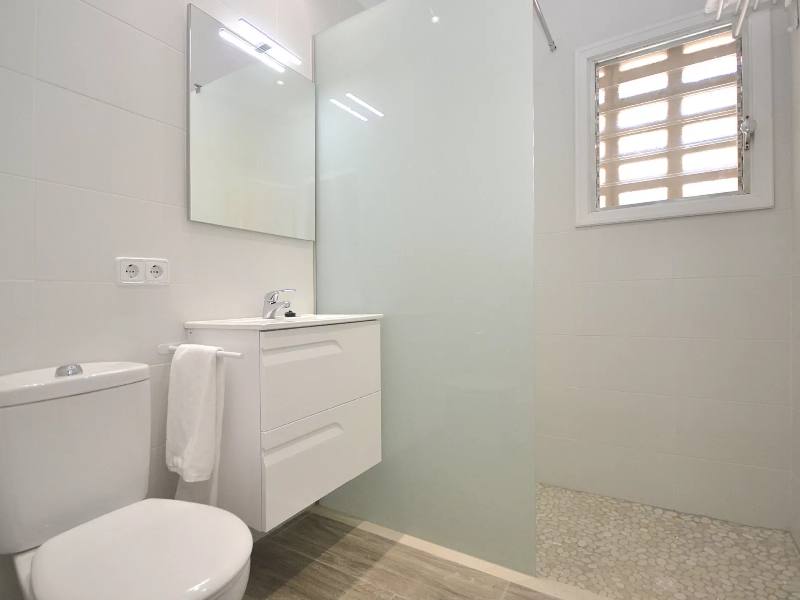 Pinocha (Villa Anglessos) - Binnen