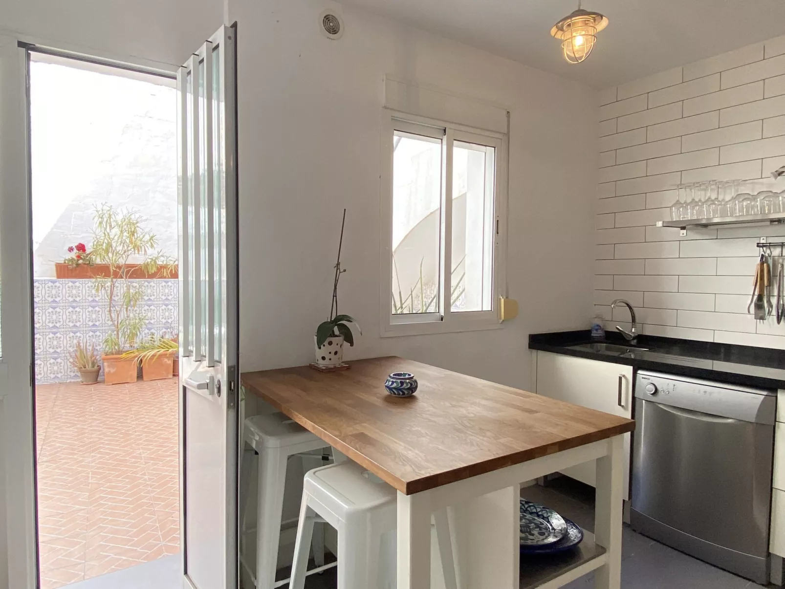 Casa San Juan 13 Centro by Casasol - Binnen