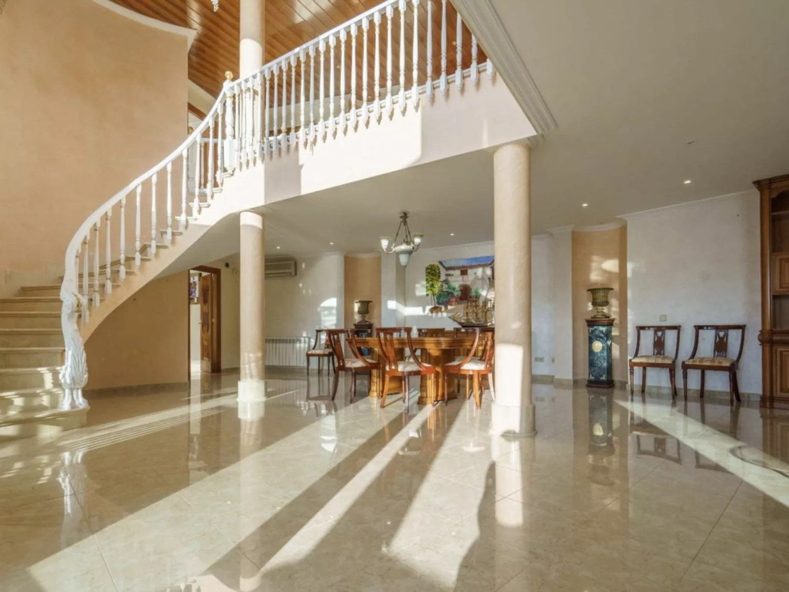 VILLA CAMP DE MAR SEA VIEW - Binnen