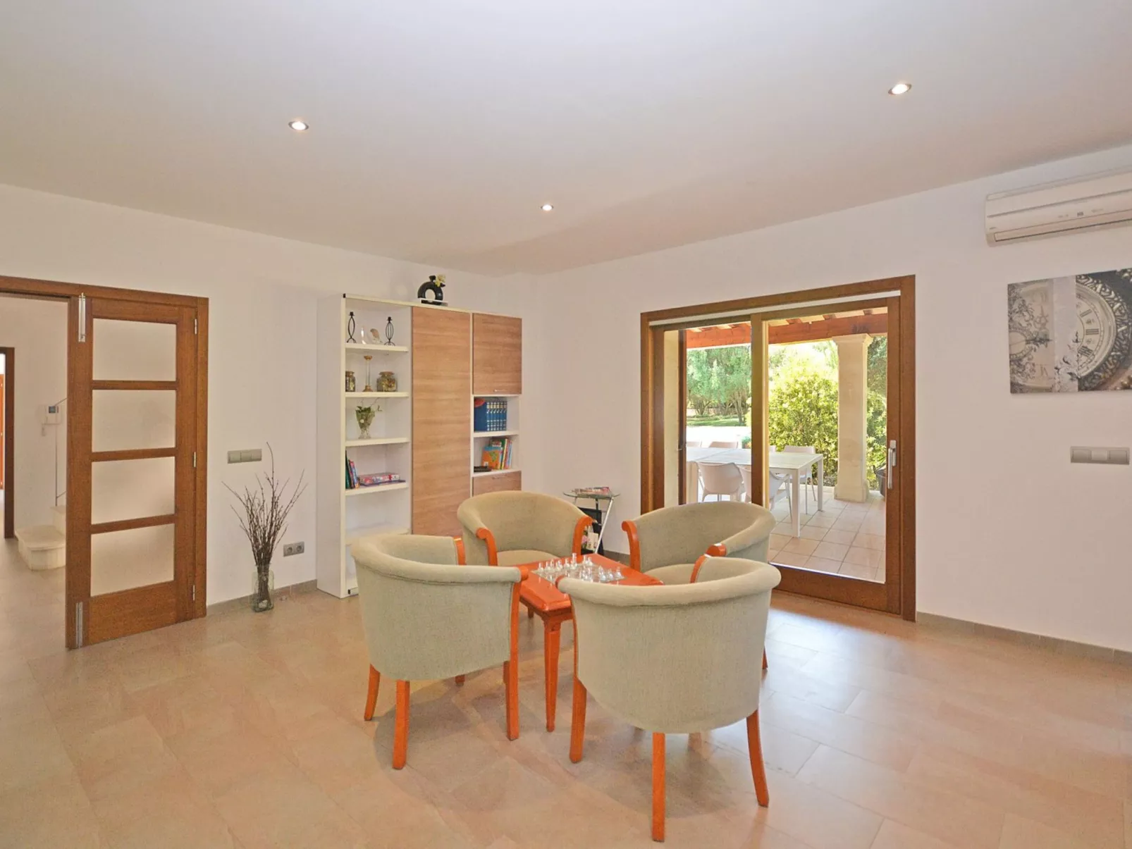 Santa Maria - Binnen