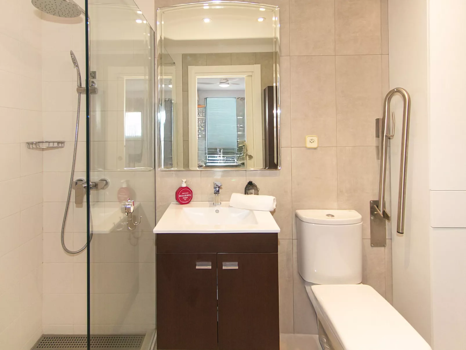 WELCS APARTAMENTO 267 PDA cerca de la playa - Binnen