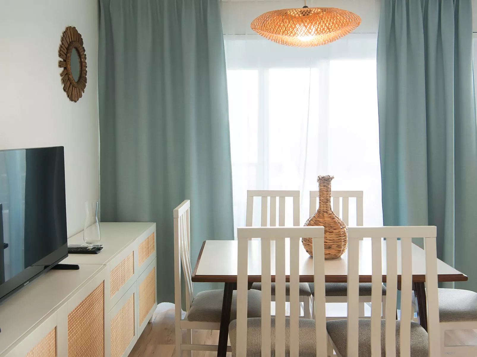 WELCS APARTAMENTO 224 EMP con TERRAZA - Binnen