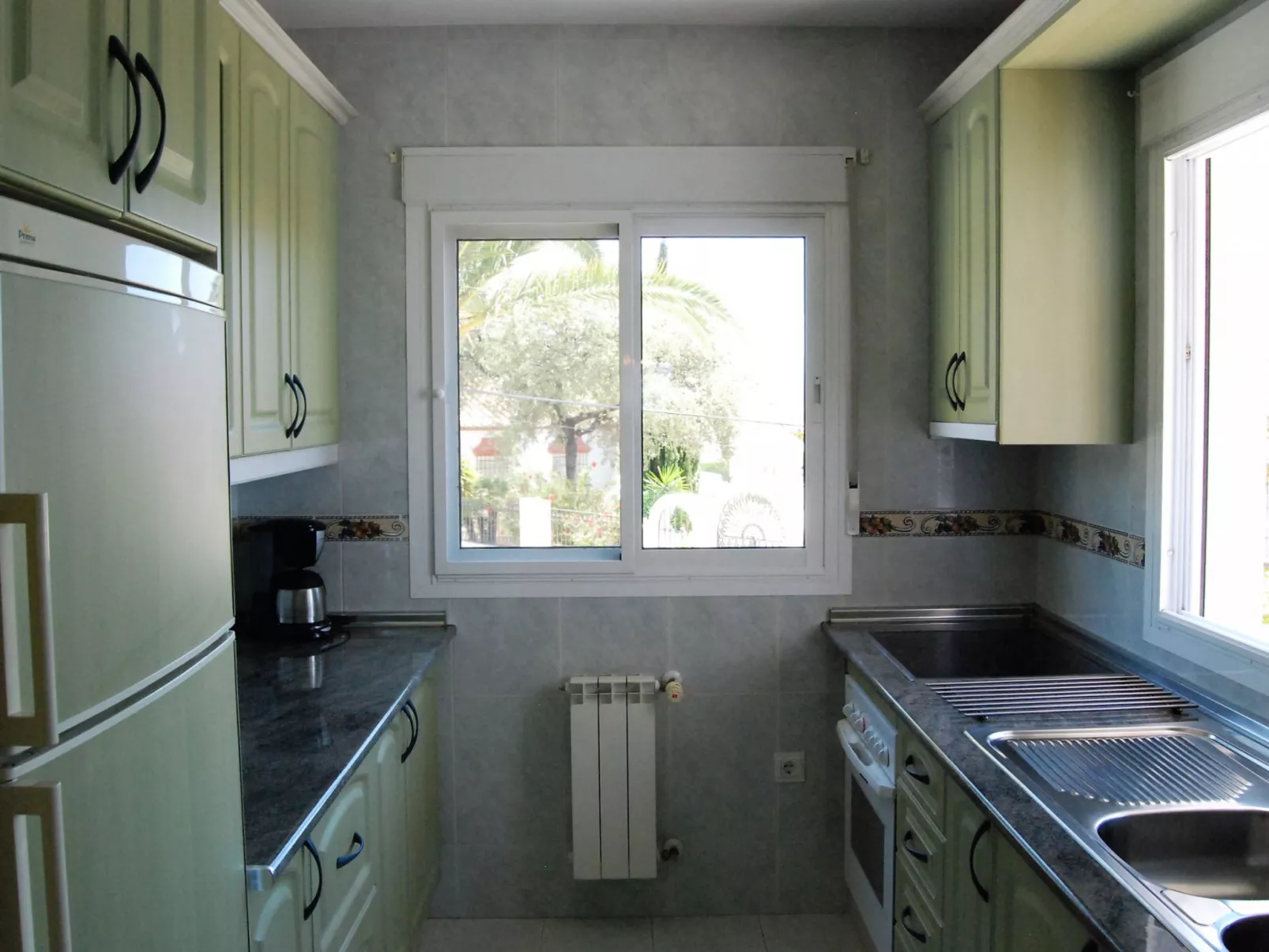 Villa Sandra Top Floor Escape by Casasol - Binnen