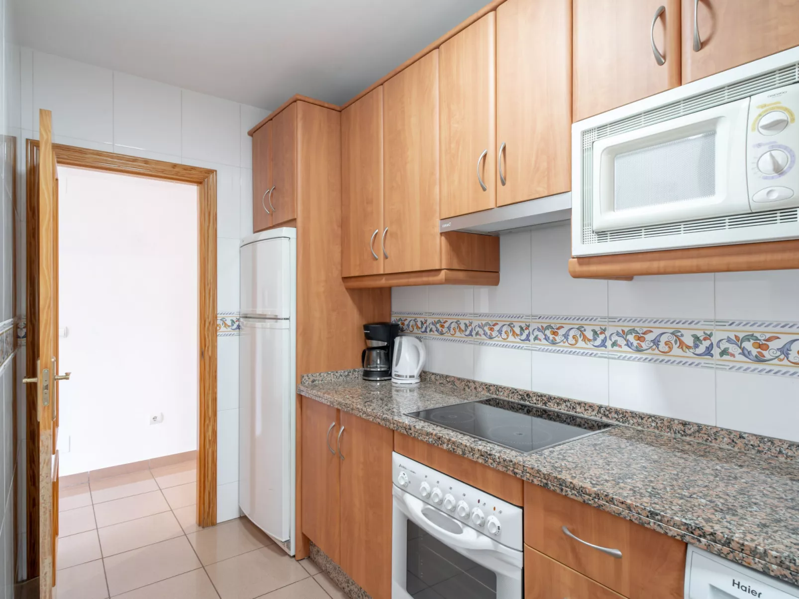 Rubarsal Burriana Beach 1J by Casasol - Binnen