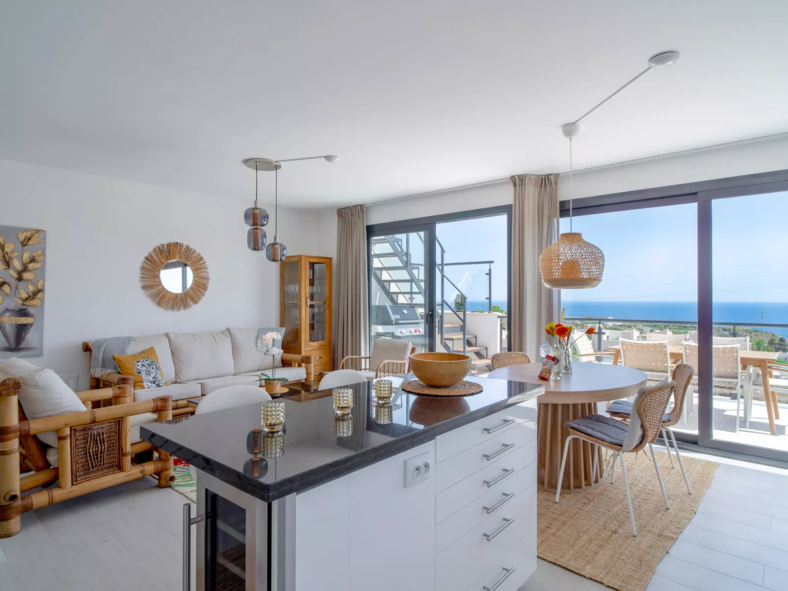 Villa Luxuria Private Pool by Casasol - Binnen