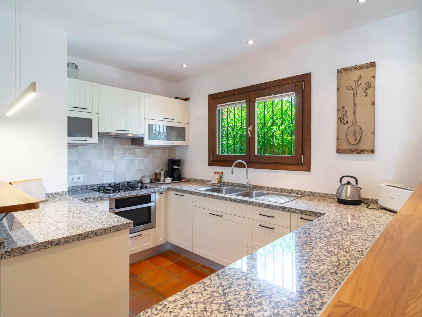 Villa Grand Pool Terrace by Casasol - Binnen