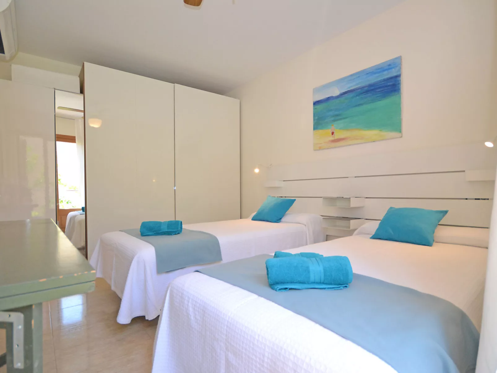 Amparo Luca - Binnen