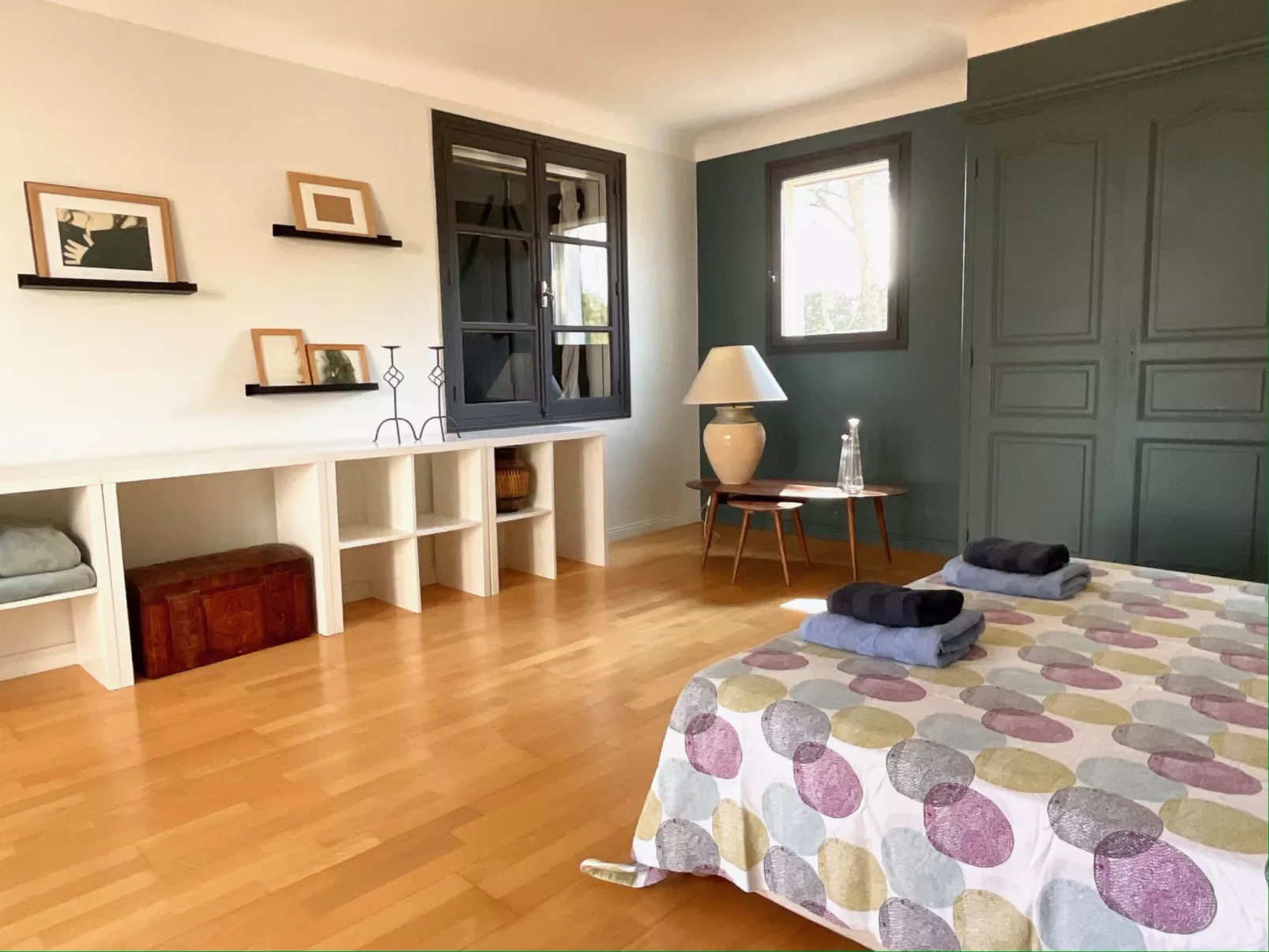 LA CADENIERE - Binnen