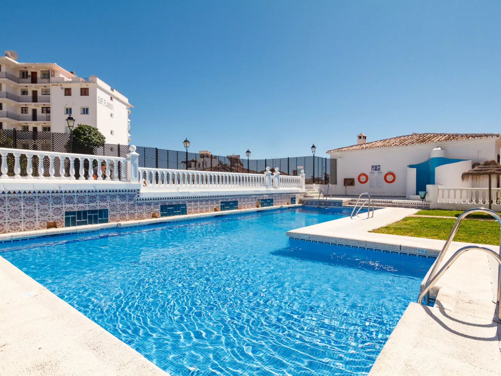 Verano Azul Seasun 90B by Casasol - Buiten