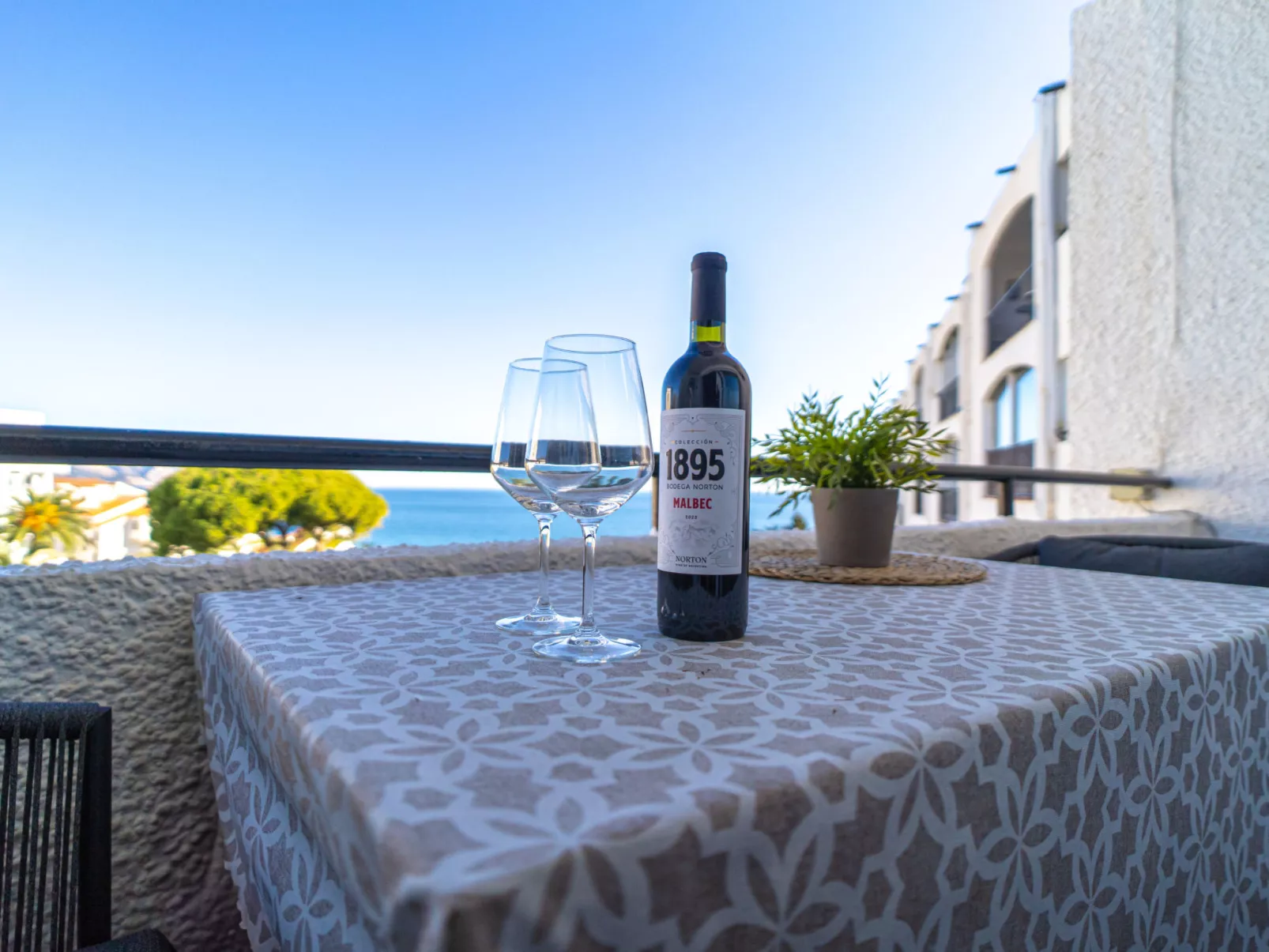 Carabeo 36 Studio by Casasol - Buiten