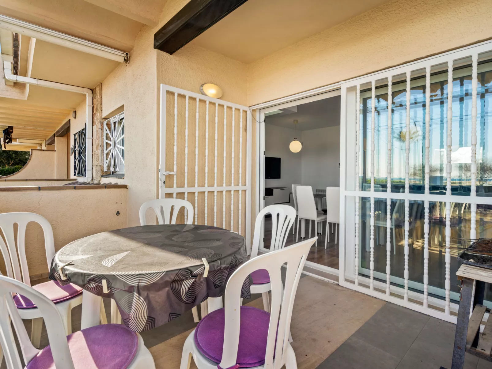 WELCS APARTAMENTO 218 EMP frente al Mar - Buiten