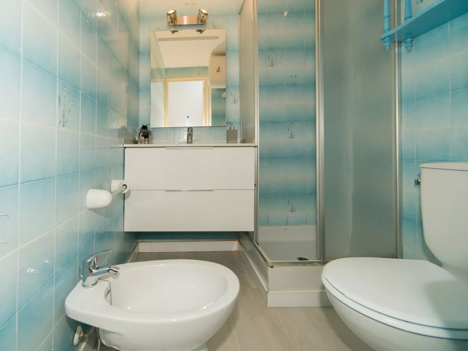 WELCS ESTUDIO 266 EMP con vista al mar - Binnen