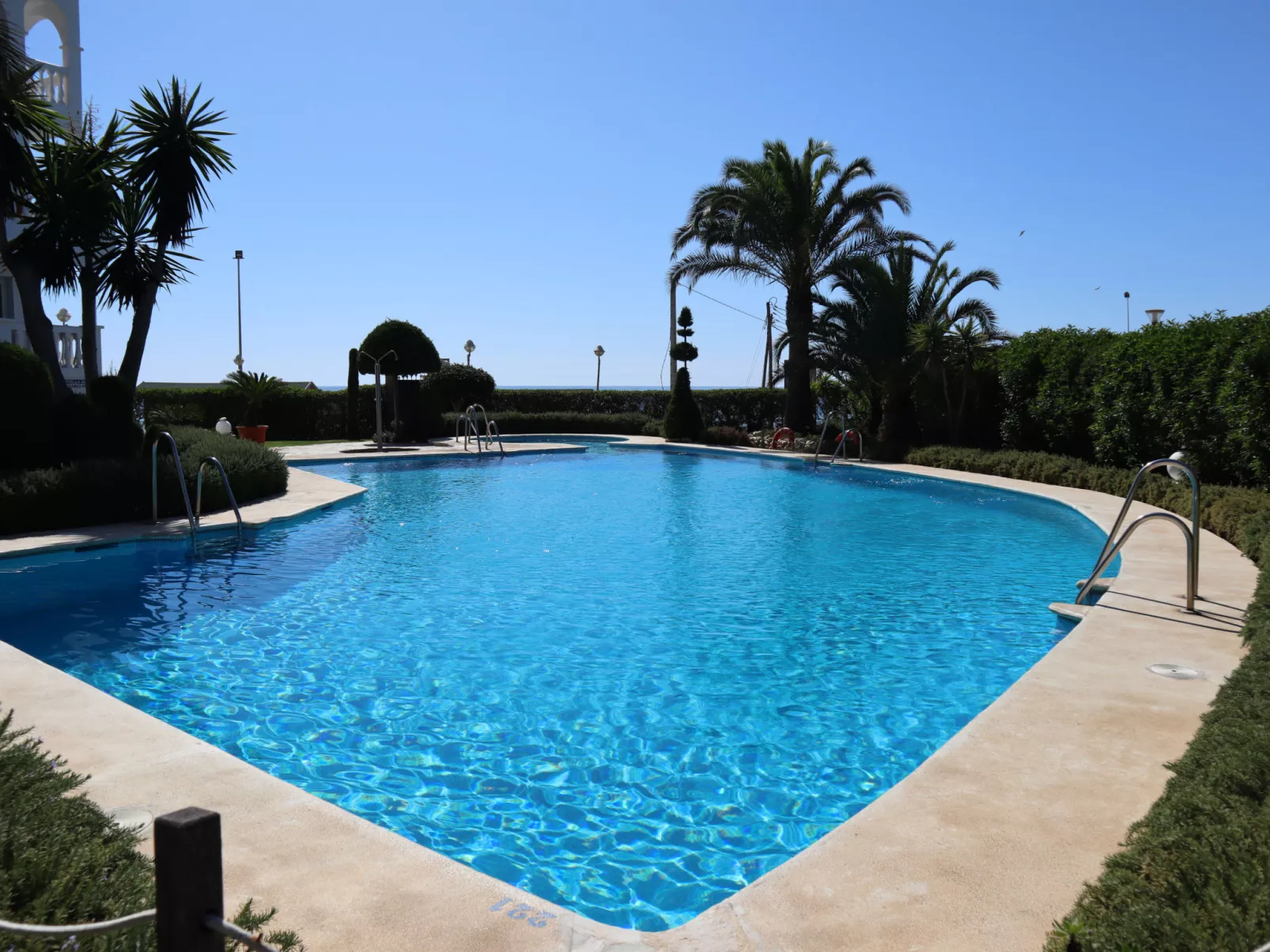 Stella Maris Beachfront 1A by Casasol - Buiten