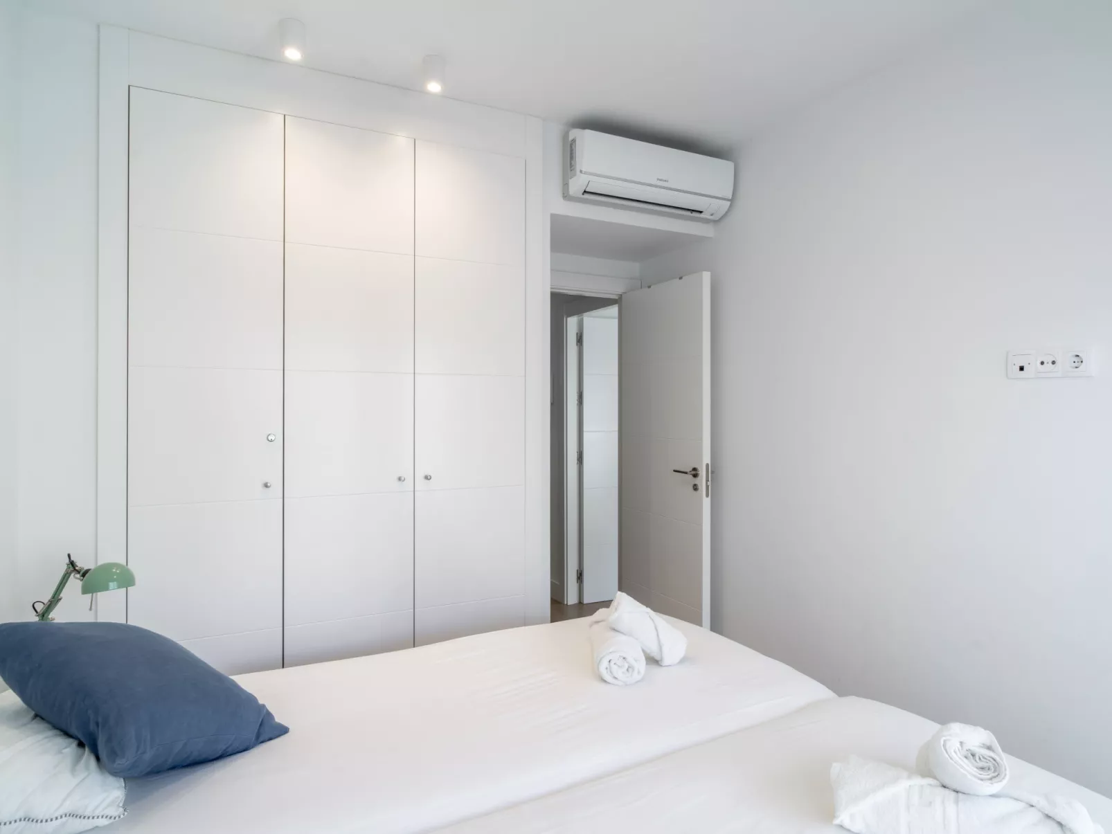 Villa Premium Los Mangos by Casasol - Binnen