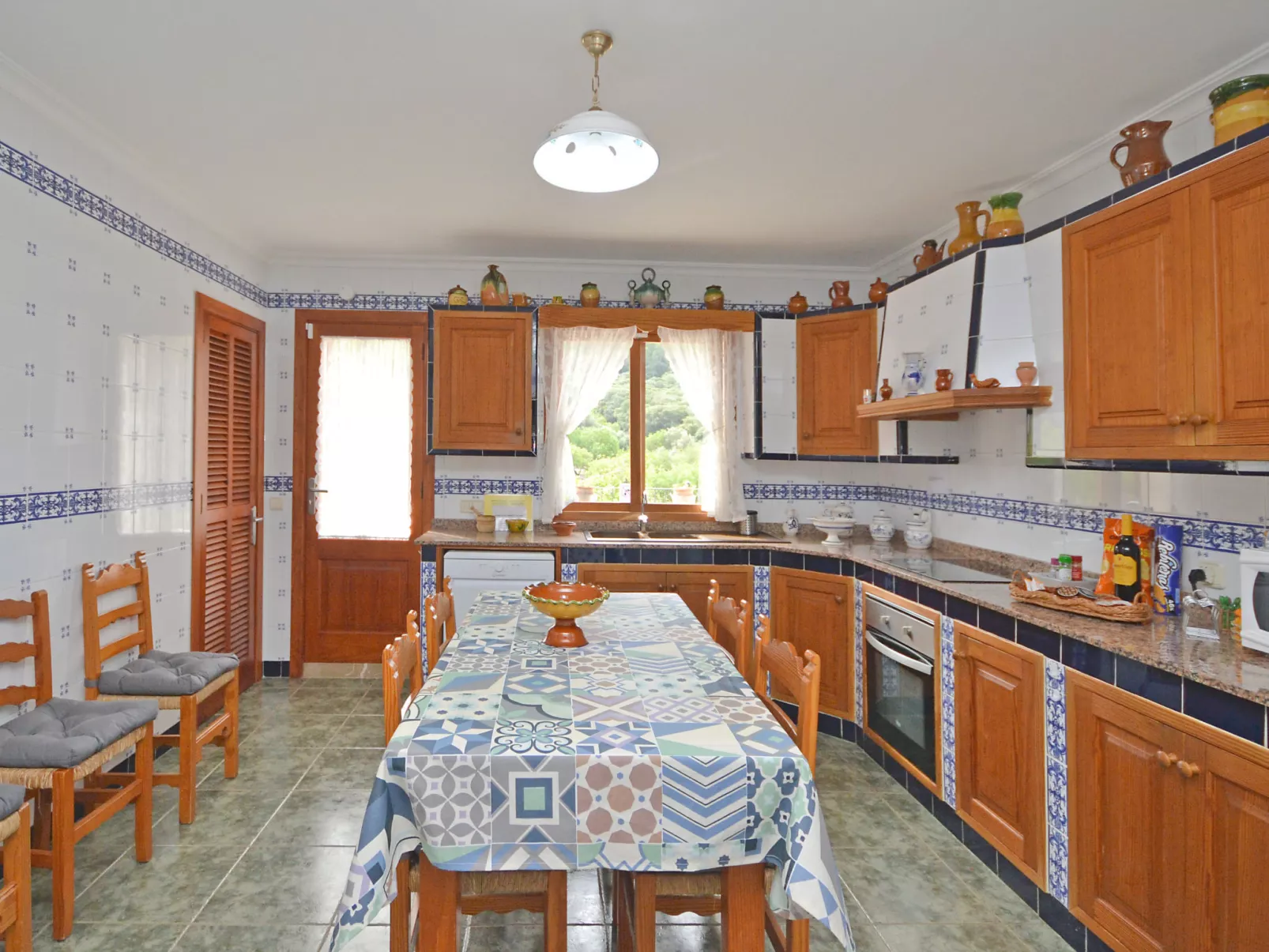 Ca na rossa - Binnen