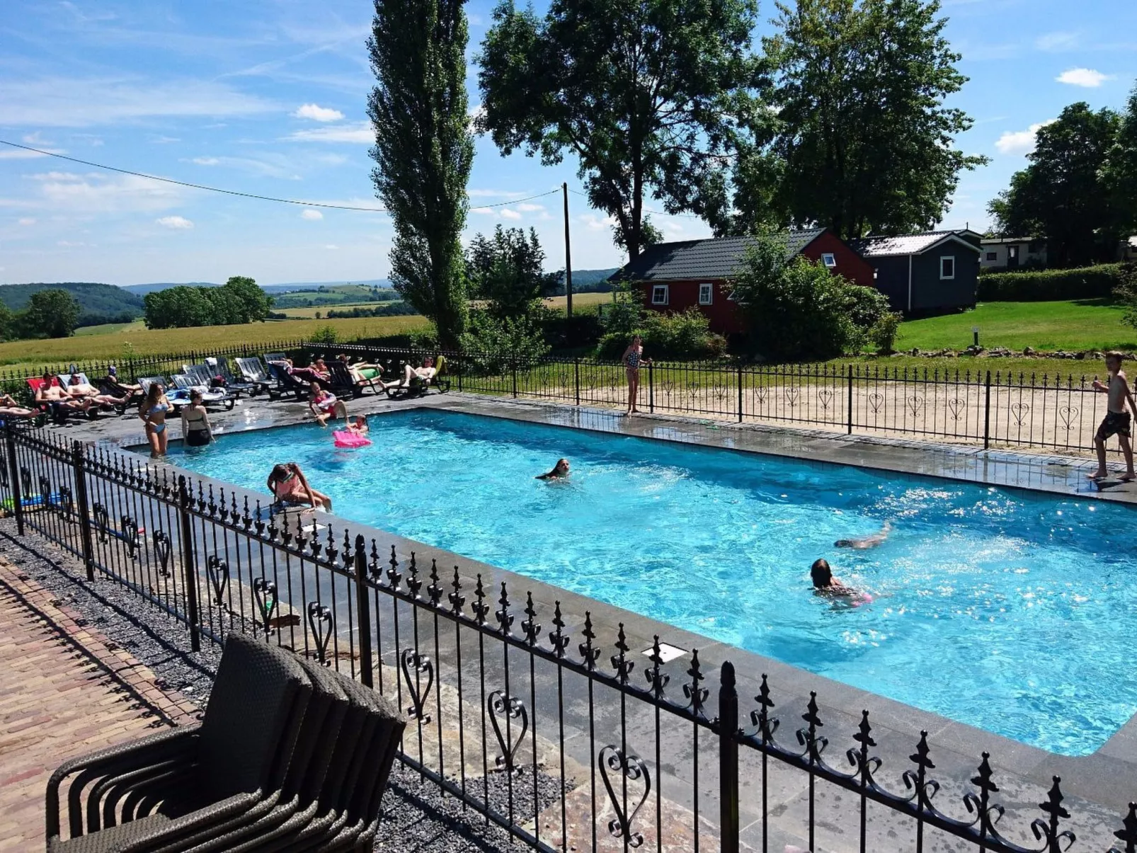 Camping Natuurlijk Limburg - Chalet 4 - Buiten