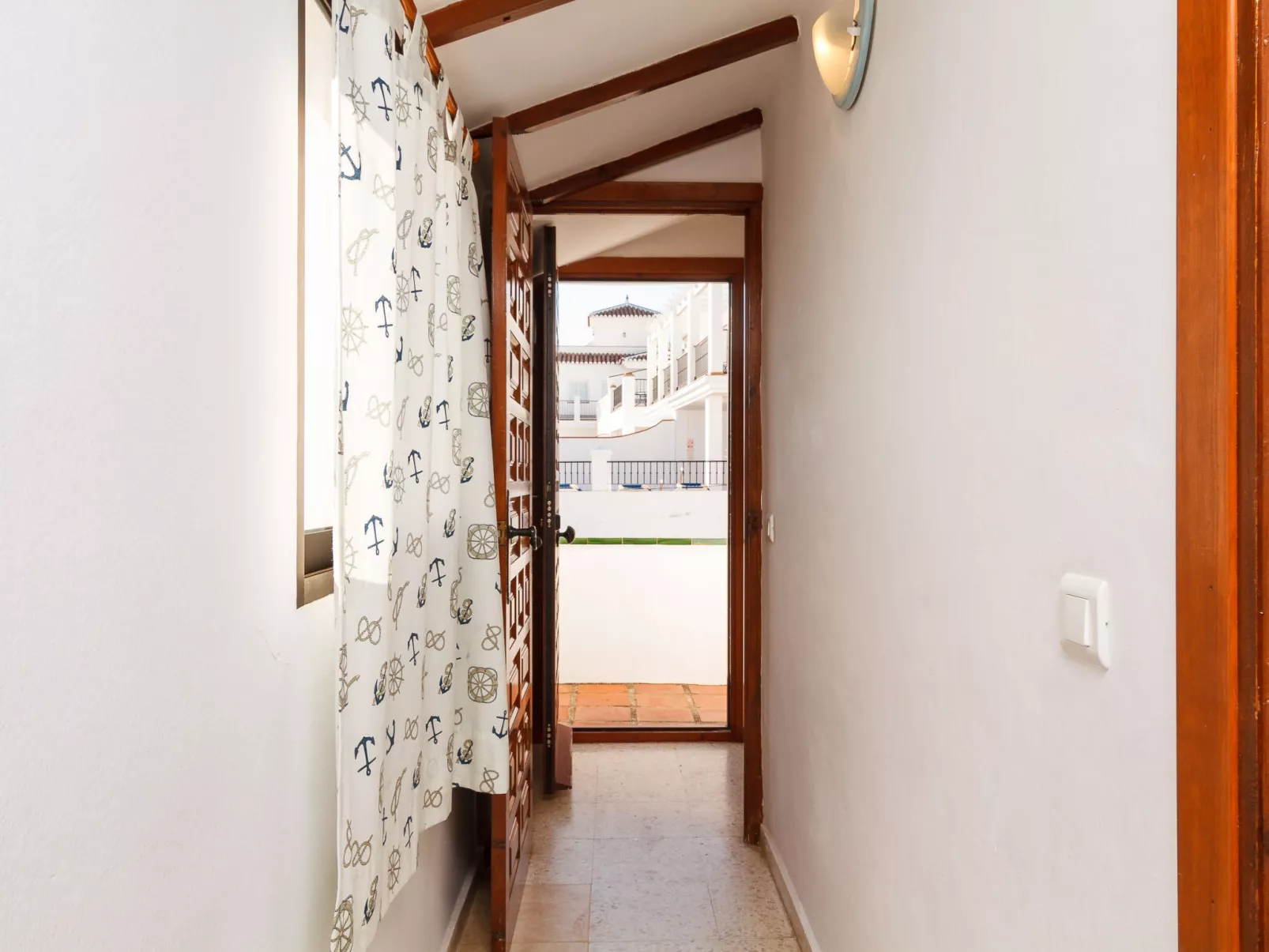 Capistrano Playa 703 by Casasol - Binnen